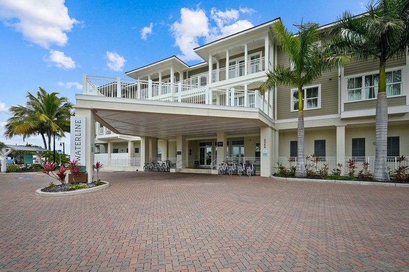 waterline villas and marina autograph collection
