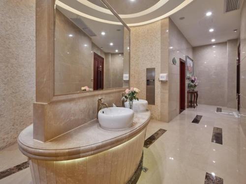 vienna classic hotel dongguan changan west station morden city