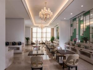 vienna classic hotel dongguan changan west station morden city