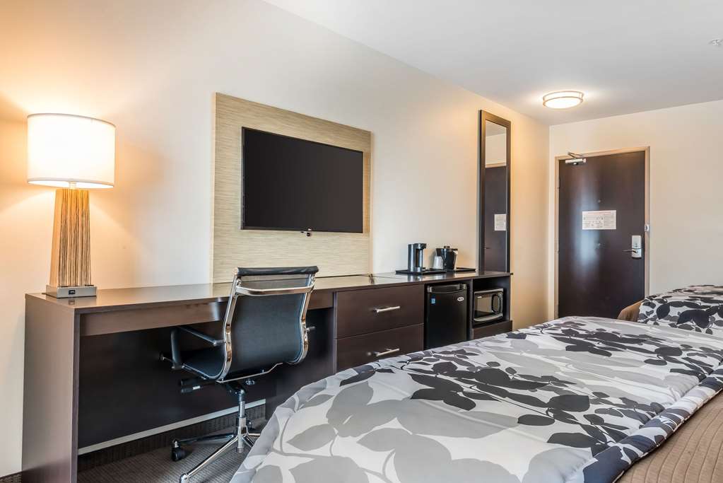 sleep inn and suites cumberland lavale