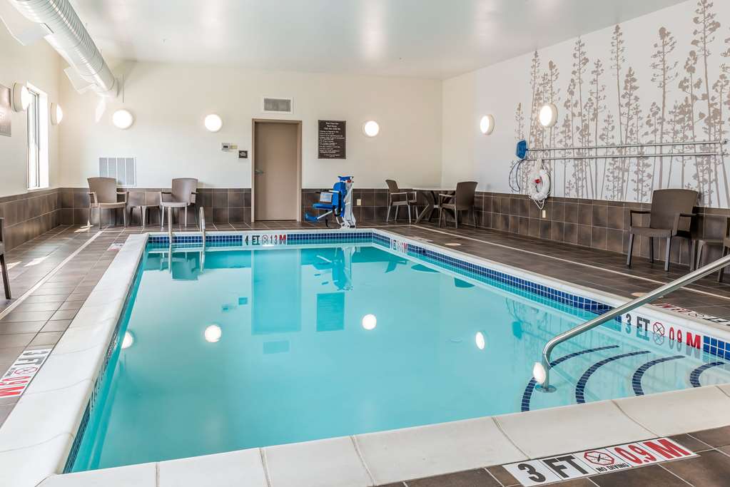 sleep inn and suites cumberland lavale
