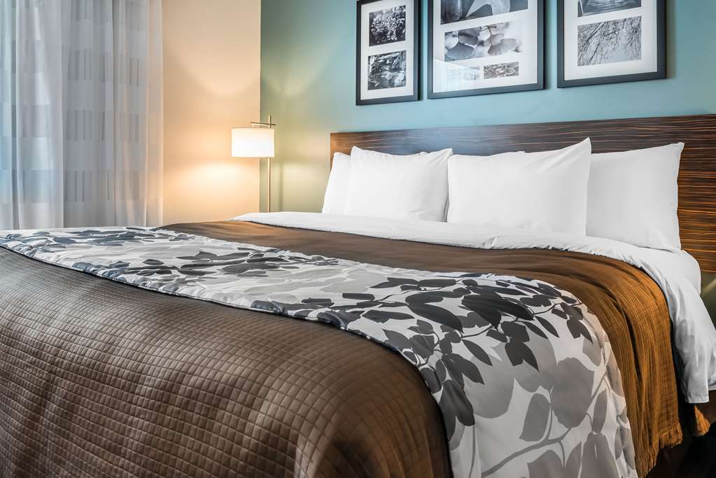sleep inn and suites cumberland lavale