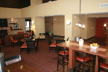 Hampton Inn & Suites Aberdeen,South Dakota>>Aberdeen,3 star