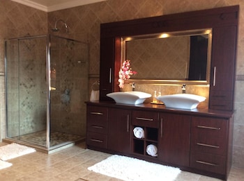 sunset manor guest house