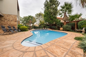 sunset manor guest house