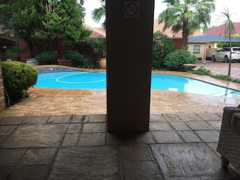 sunset manor guest house