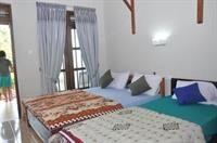 travellers home hotel