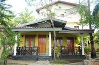 travellers home hotel