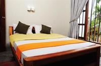 travellers home hotel