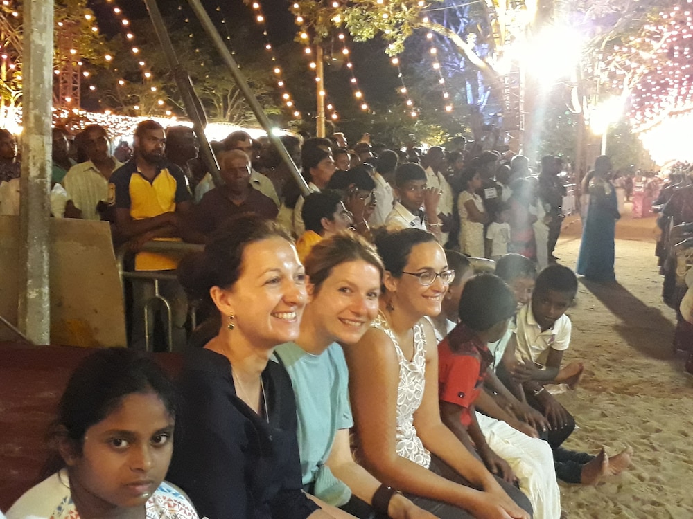 travellers home hotel