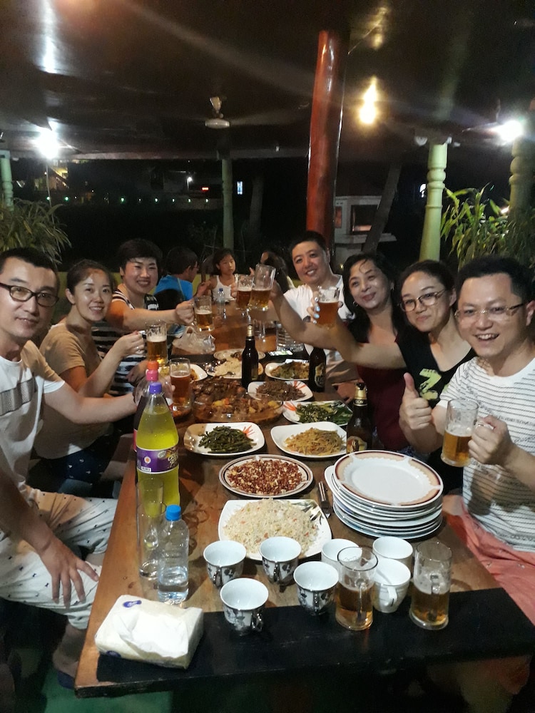 travellers home hotel