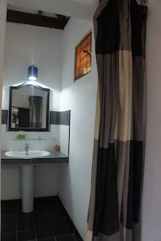 The Hideout Sigiriya,Sigiriya>>Dambulla,3 star