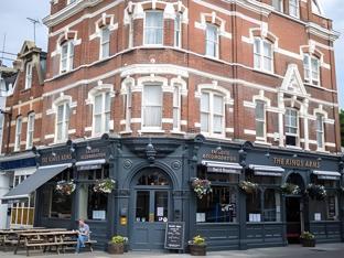 The Kings Arms,Ealing>>Brentford,3 star