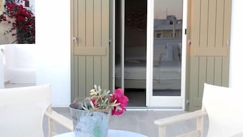naxos