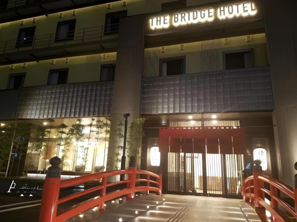 the bridge hotel shinsaibashi