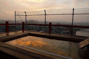 shokyoto no yu mikuma hotel