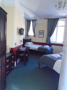 The Swan Inn,Hounslow>>Croydon,3 star