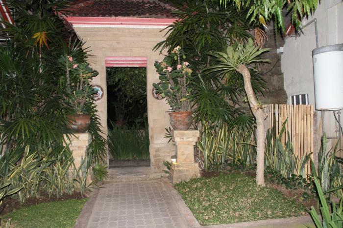 seminyak paradiso hotel