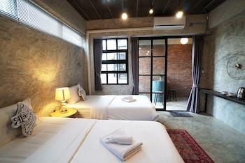 Rumpai Loft Habitat,Mae Hia>>Chiang Mai,3 star