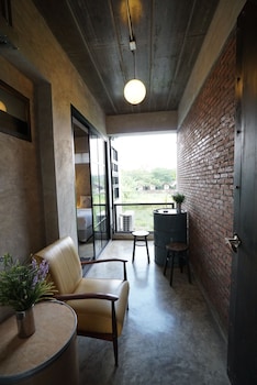 Rumpai Loft Habitat,Mae Hia>>Chiang Mai,3 star