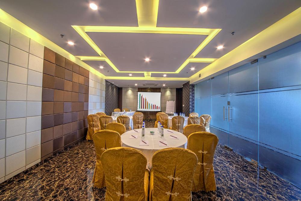 the fern residency kolkata