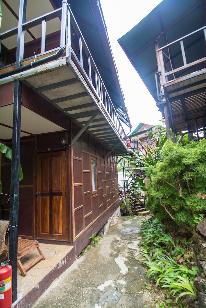 tropical garden bungalow