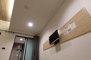 bedroom at suvarnabhumi airport