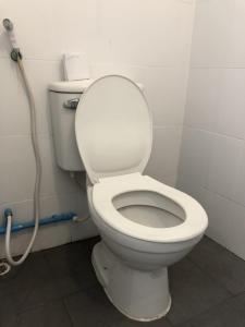 ploy hostel