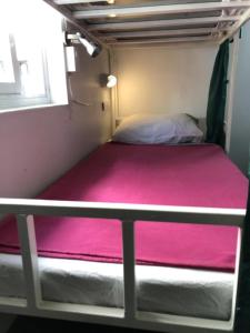 ploy hostel