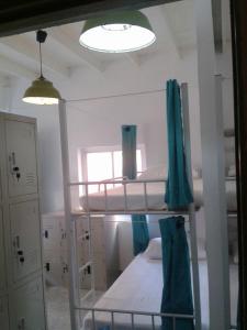 ploy hostel