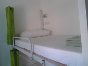 ploy hostel