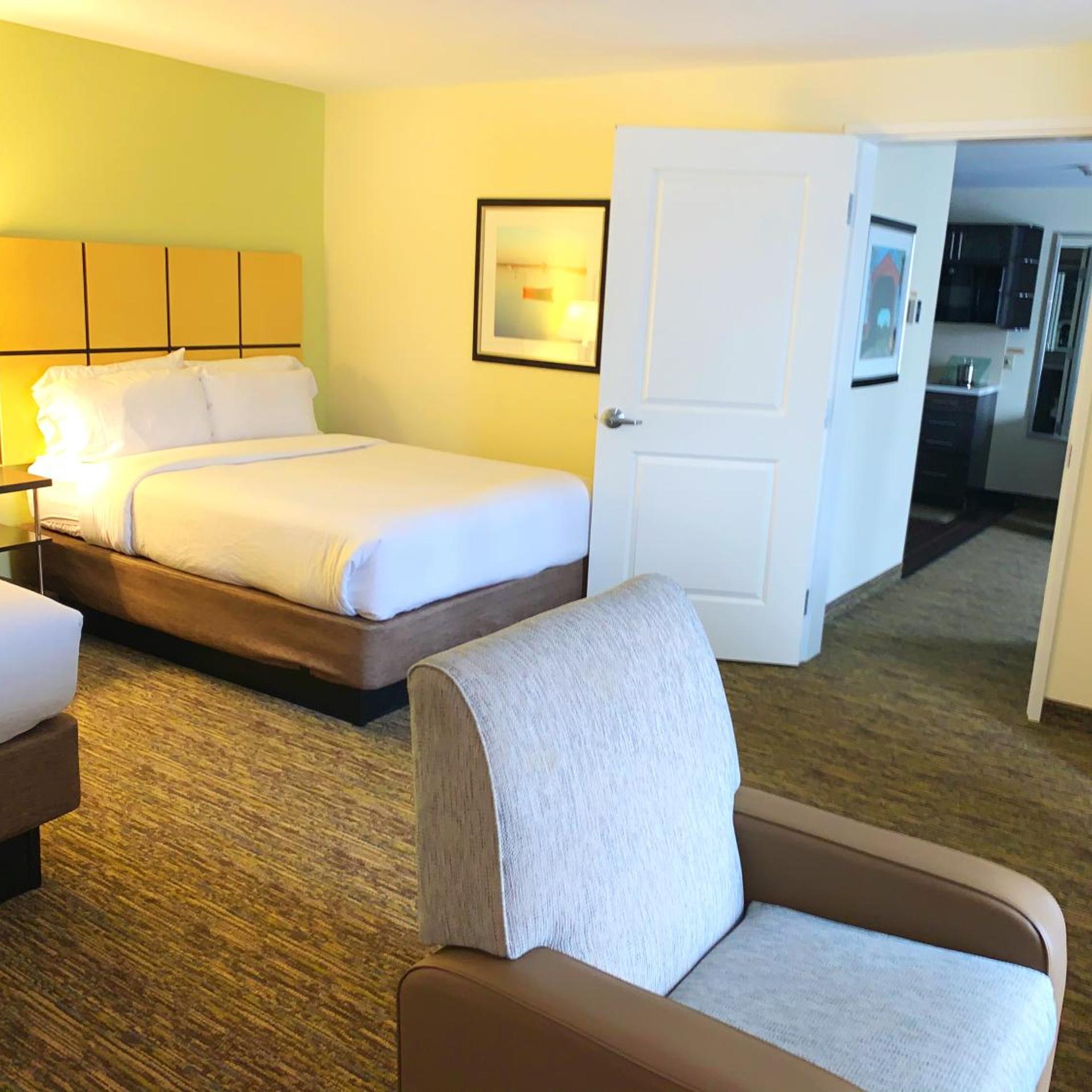 candlewood suites belle vernon by ihg