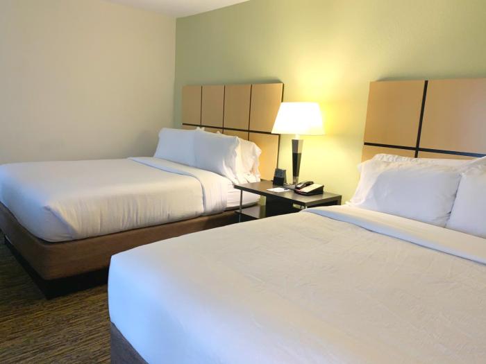 candlewood suites belle vernon by ihg