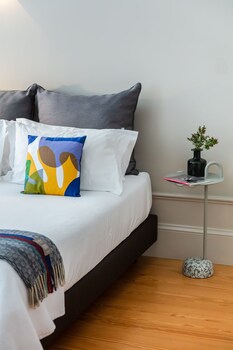 baumhaus serviced apartments