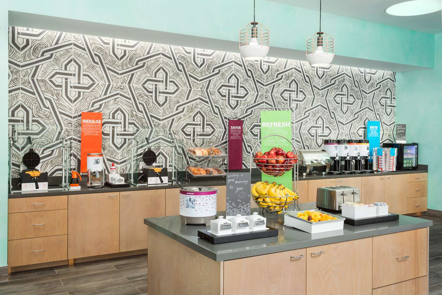 hampton inn and suites santa monica