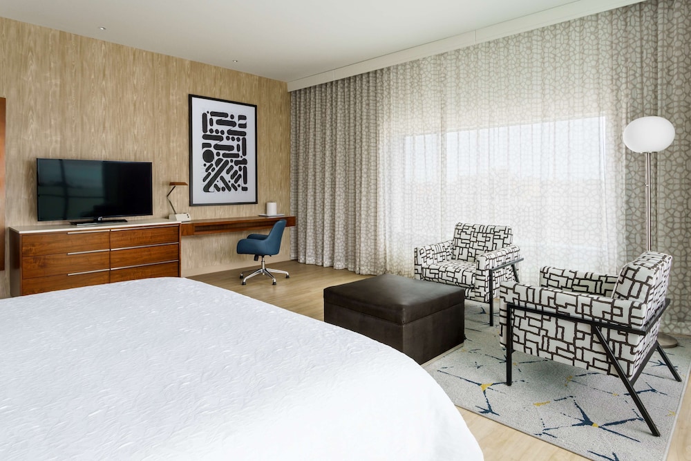 hampton inn and suites santa monica
