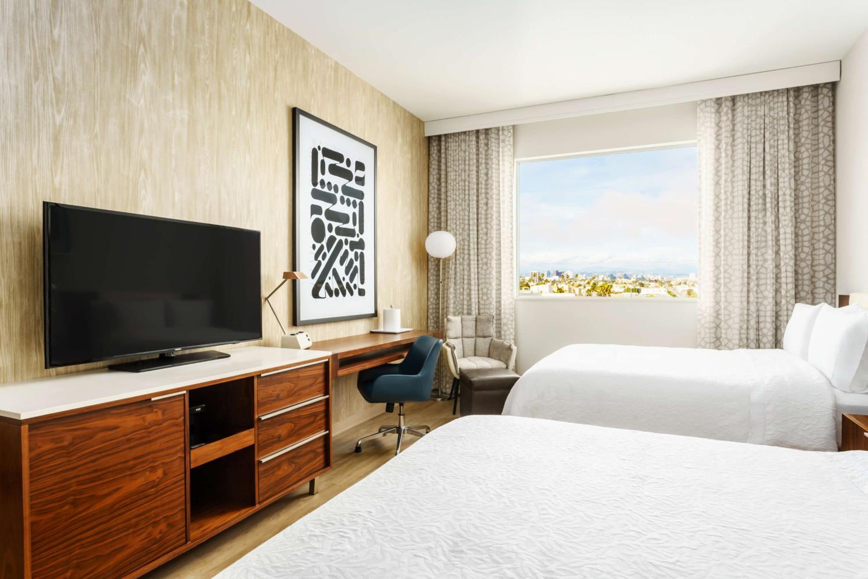 hampton inn and suites santa monica