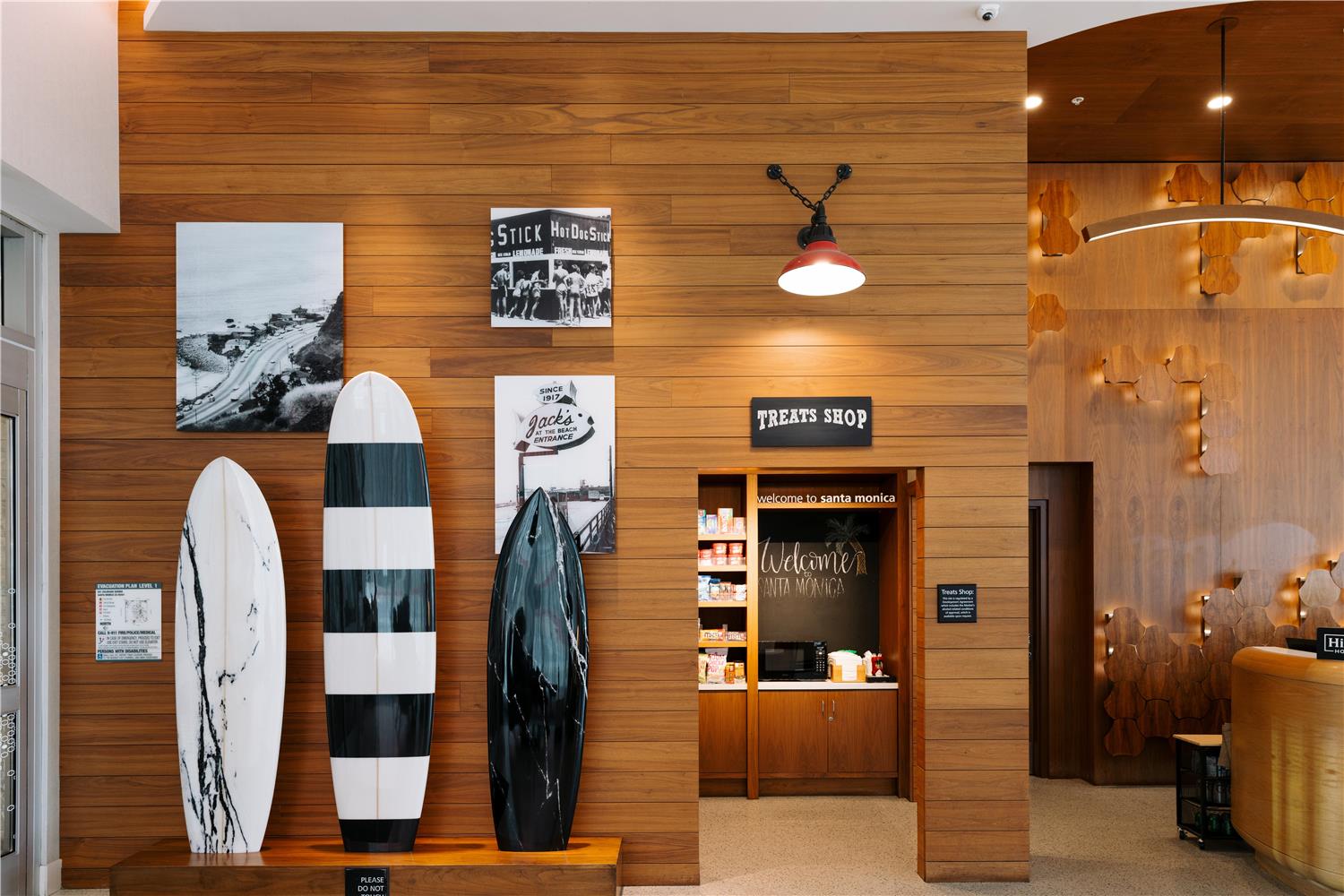 hampton inn and suites santa monica