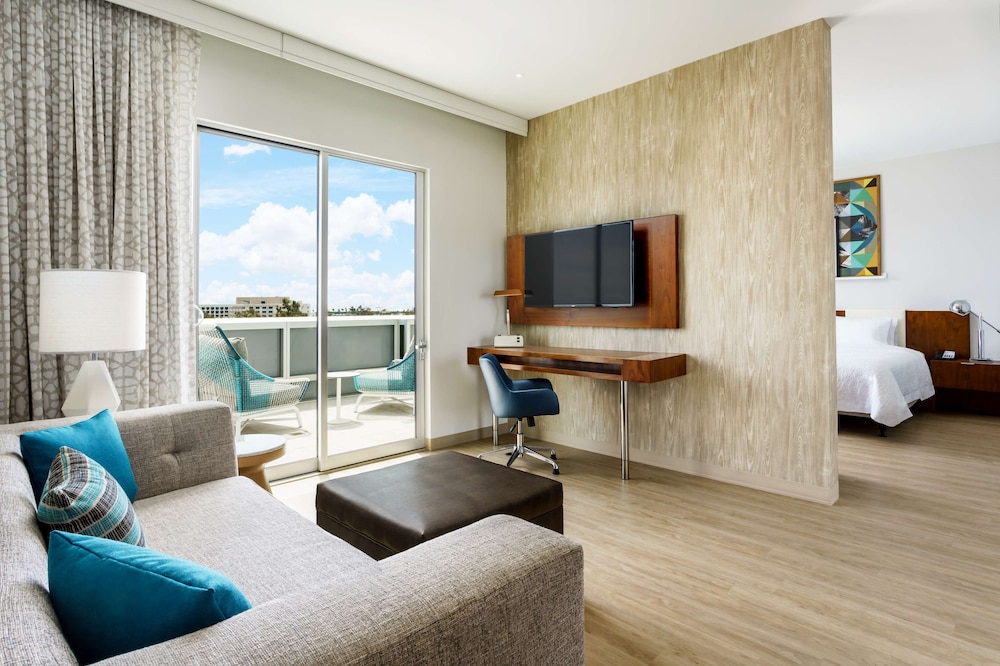 hampton inn and suites santa monica