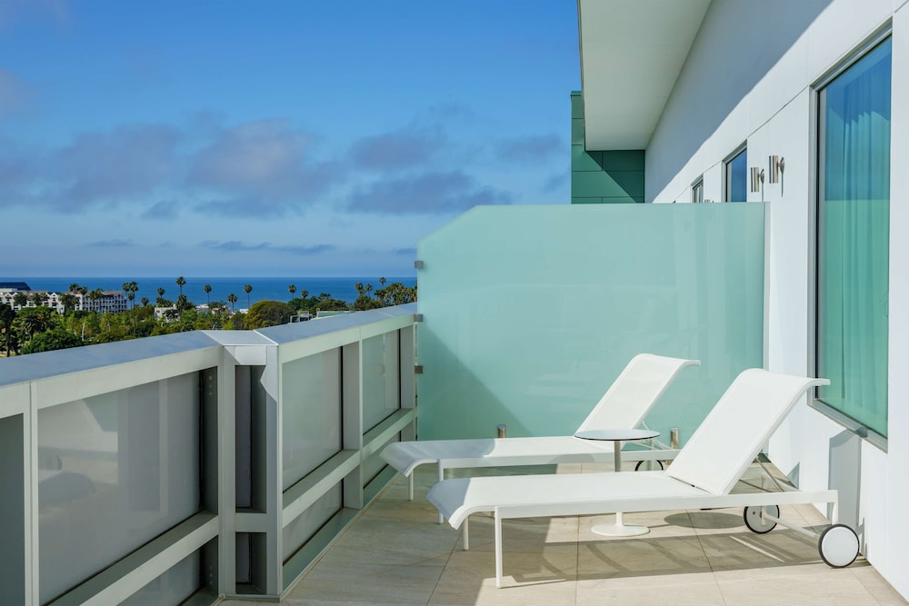 hampton inn and suites santa monica