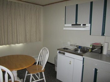 Airport Chalet,Canada>>Whitehorse,3 star