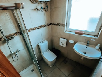 marco polo malta hostel
