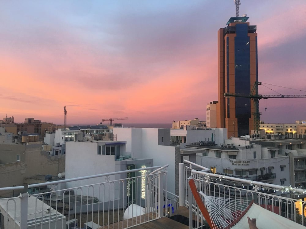marco polo malta hostel