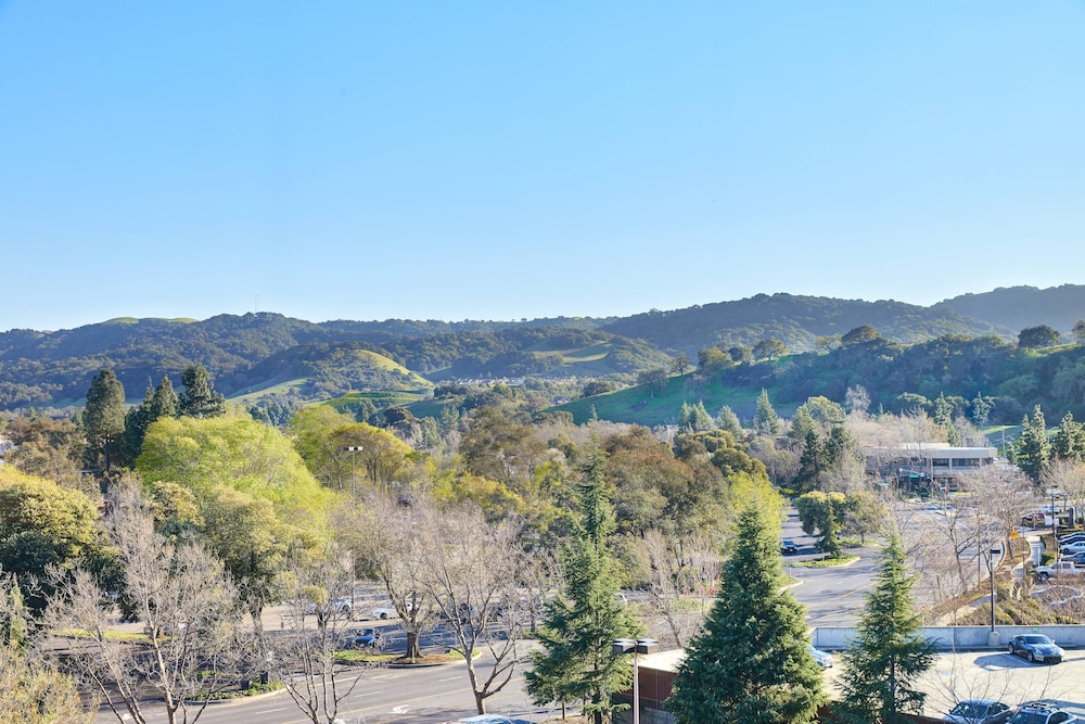ac hotel by marriott pleasanton