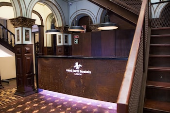 sant jordi hostels lisbon