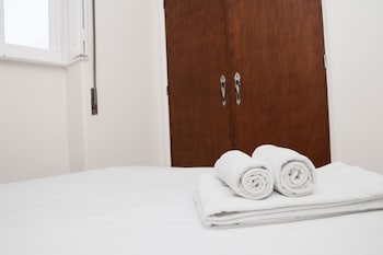 sant jordi hostels lisbon