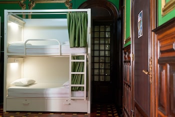 sant jordi hostels lisbon