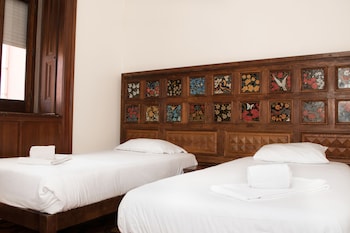 sant jordi hostels lisbon