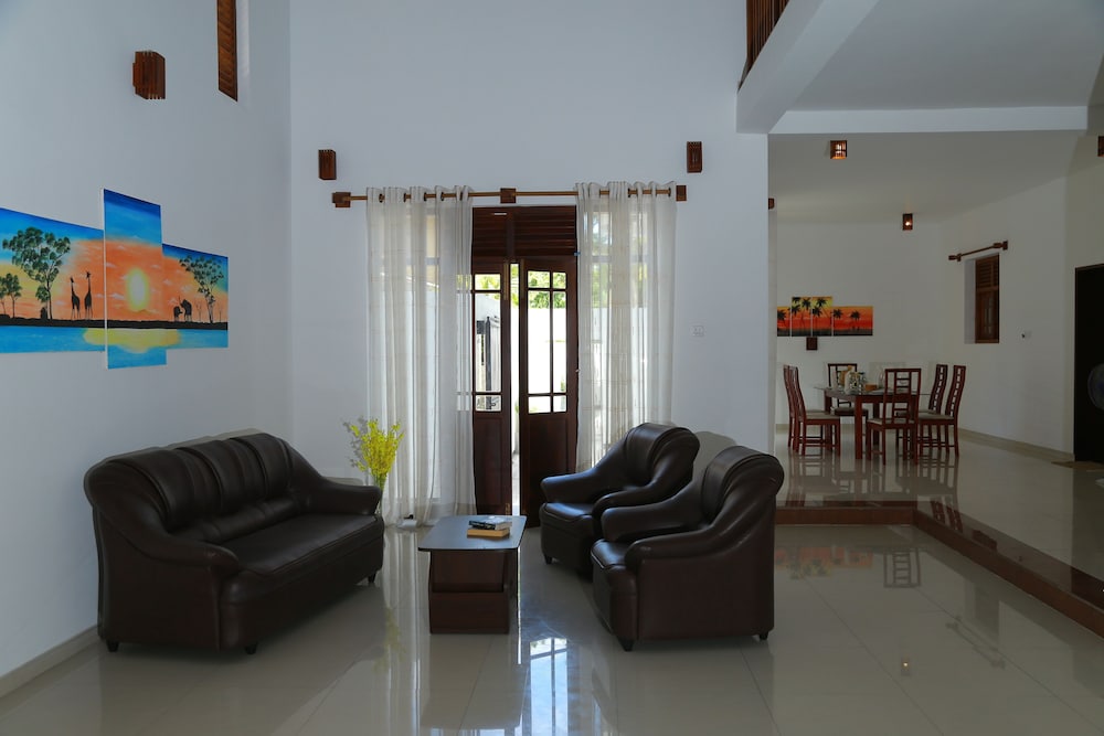 sethum villa unawatuna