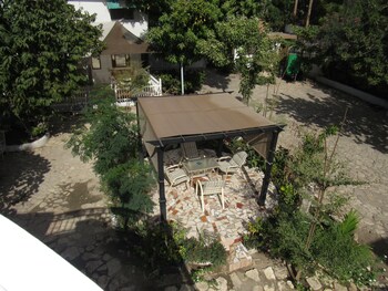 L'eternel Est Mon Secours,Near Public University Of L'artibonite Gonaives,3 star